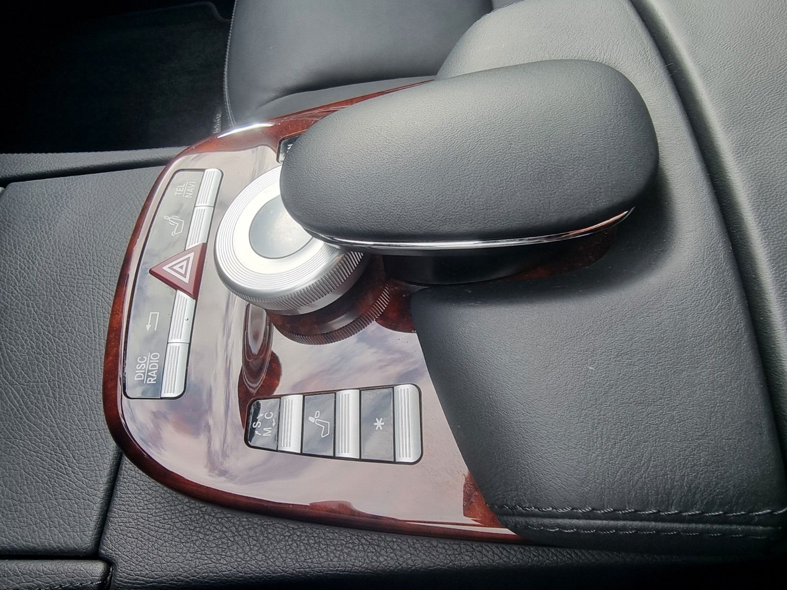 Fahrzeugabbildung Mercedes-Benz S 500 L/Originale 22.700 km/Erstlack