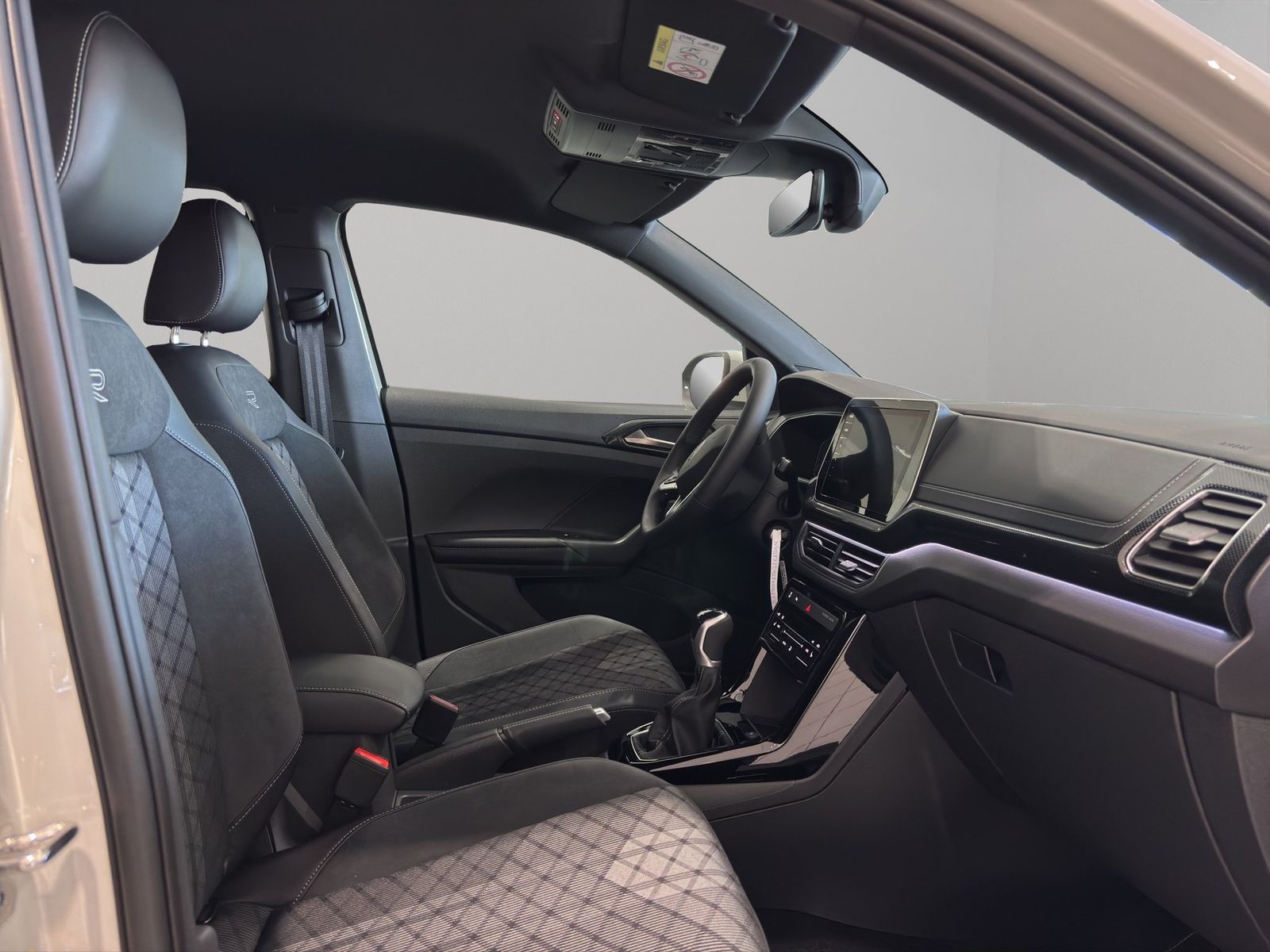 Volkswagen T-Cross - Bild 6