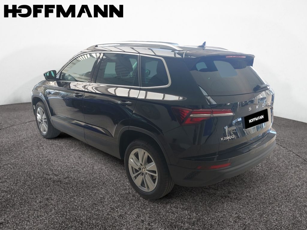 Fahrzeugabbildung SKODA Karoq 1.5 TSI DSG Selection AHZV,LED,Navi,SH