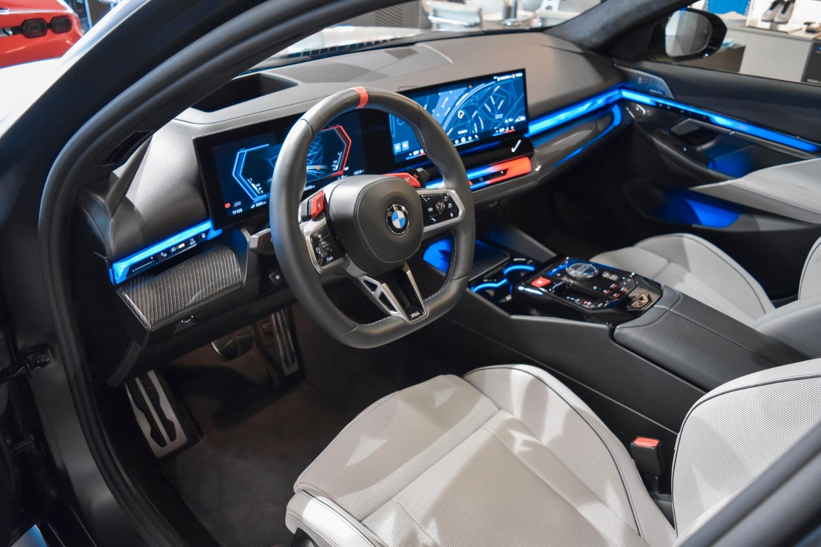 BMW M5 - COMFORT PACK - BOWER&WILKINS DIAMON-20"/21" imagem 3