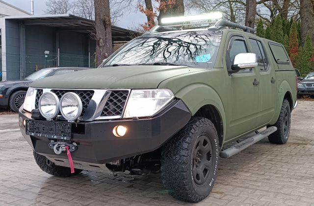 Nissan Navara Double Cab 4X4 2.5 dCi Seilwinde Raptor