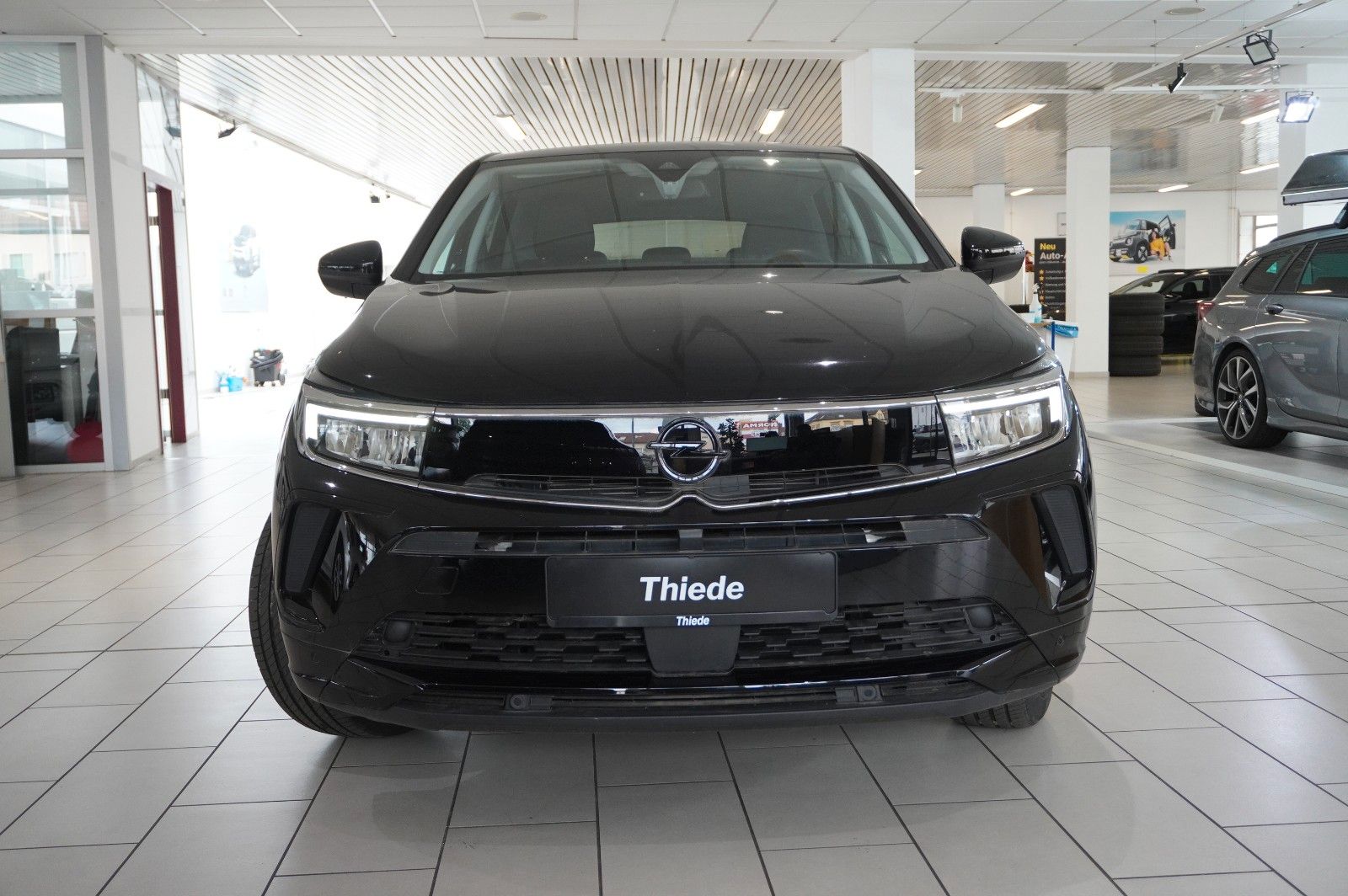Fahrzeugabbildung Opel Grandland (X) 1.2T GS SPORT NAVI/LED/VIRT./DAB+