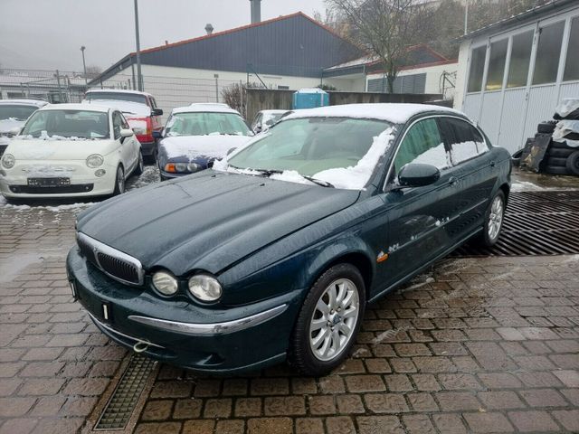 Jaguar X-Type 2.5 V6 4x4 Leder Navi El.Sitze Alu SD 