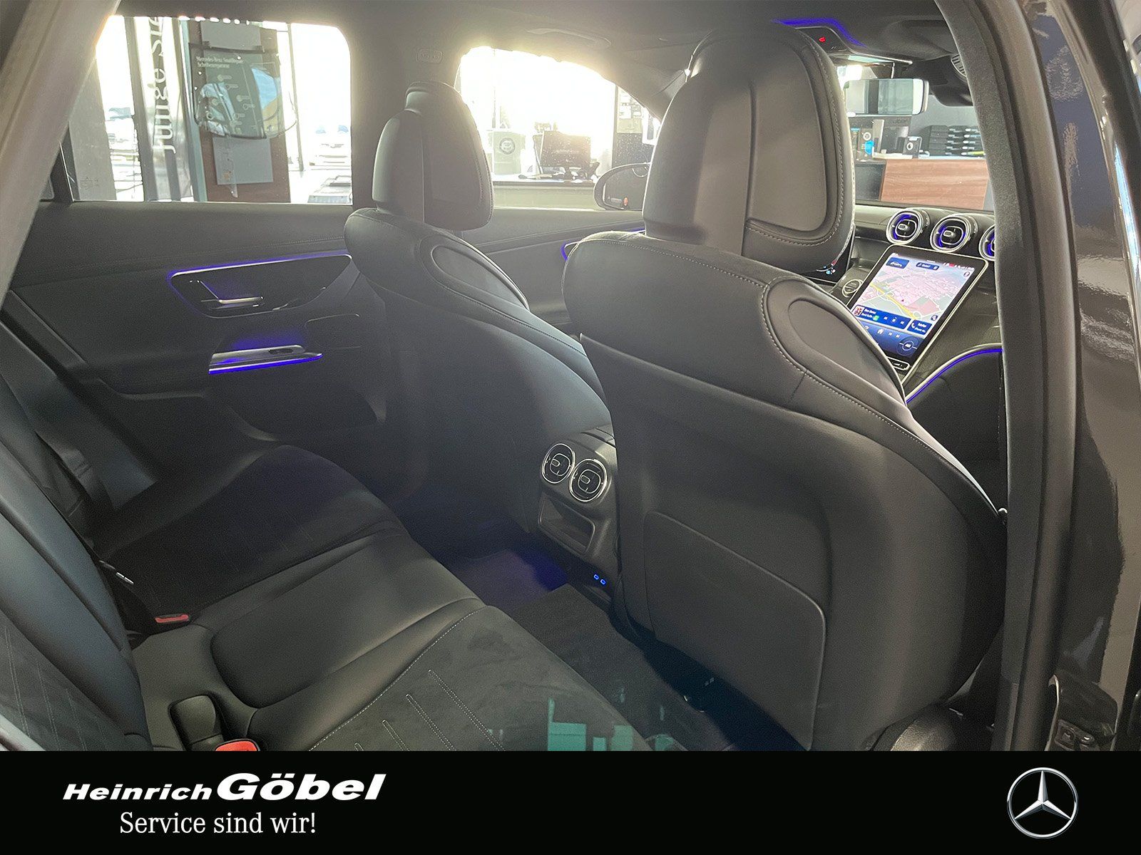 Fahrzeugabbildung Mercedes-Benz GLC 220 d AMG+PANO+AHK+MEMORY+360°+NIGHT+CARPLAY