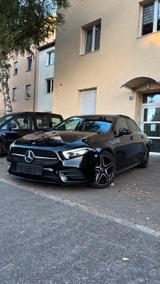 Mercedes-Benz A Klasse 250 AMG Line - Mercedes-Benz E-Klasse: Kleinwagen