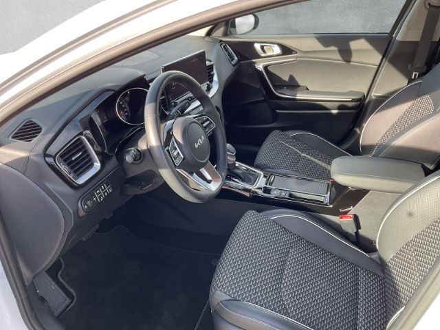 Fahrzeugabbildung Kia XCeed SPIRIT 1.5 T-GDI *XCLUSIVE-PAKET*NAVIGATIO