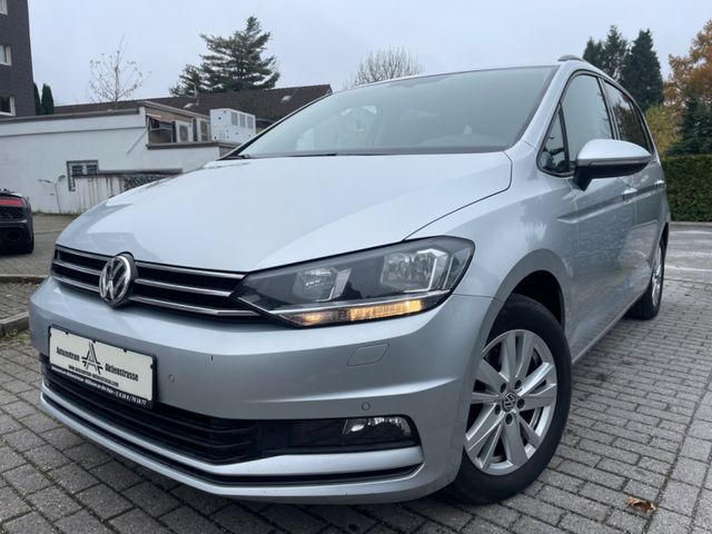 Volkswagen Touran Comfortline AHK Navi Rückfahrkammera