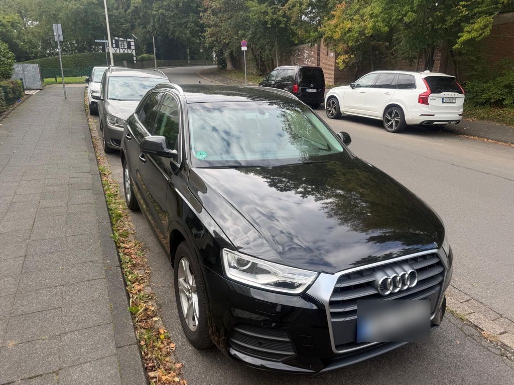 Image of Audi Q3