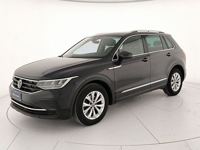 Volkswagen Tiguan 1.5 tsi life 130cv