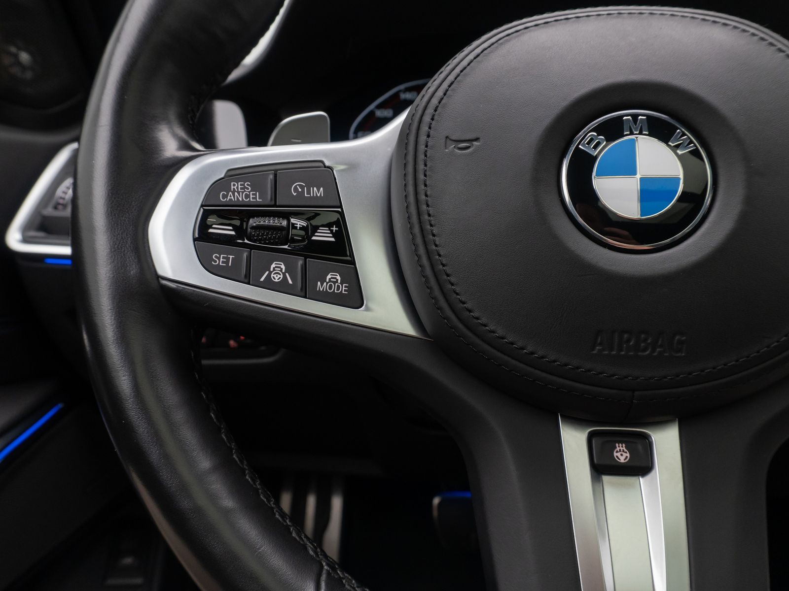 Fahrzeugabbildung BMW M340d xD Laser DAB H/K HUD 360°Panorama DisplKey