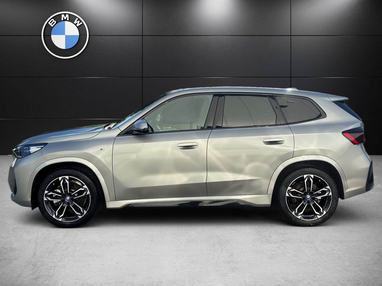 BMW iX xDrive30 M Sport ad.LED HUD PA DA Pano AHK foto 5