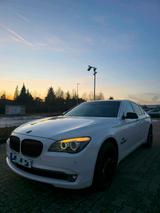 BMW 740d (xDrive, Individual, TÜV 12.2027) - BMW 740 aus 2012: 740i