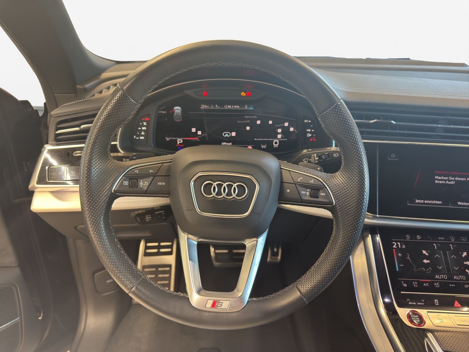 Audi SQ8 - Bild 8
