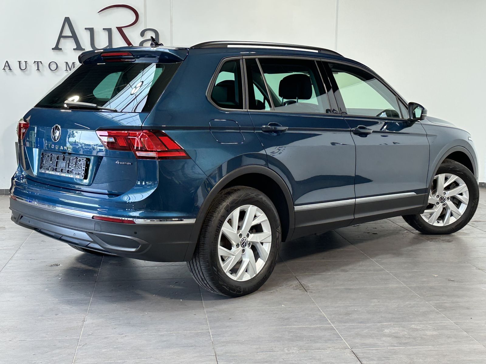 Fahrzeugabbildung Volkswagen Tiguan 2.0 TDI DSG Life 4Motion NAV+LED+ACC+AHK