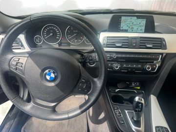 BMW 318 - 12