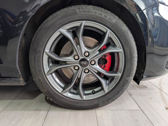 Ford Focus Turnier ST-Line 1.5 Eco 150PS