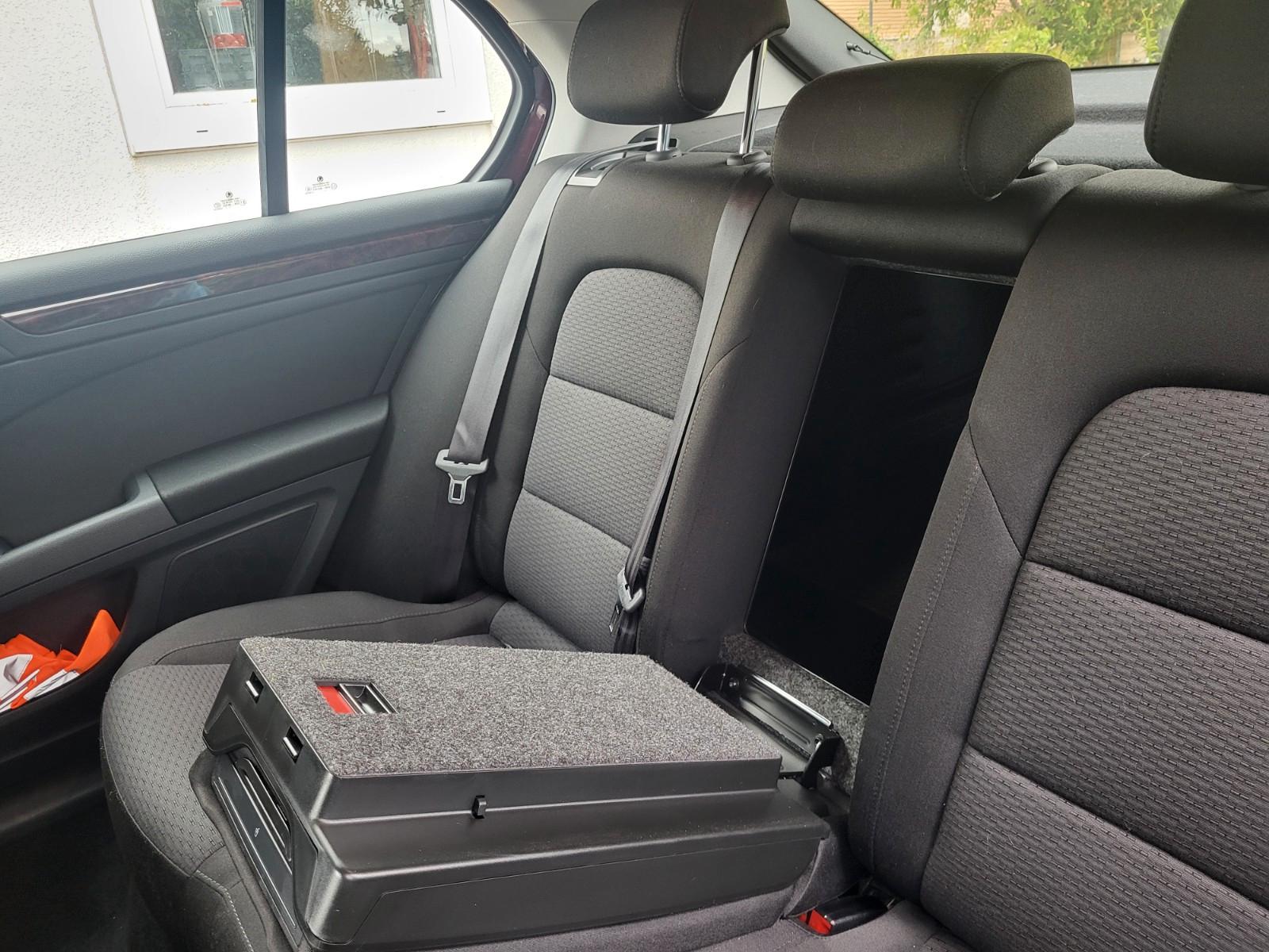 Skoda Superb 1.8 TSI Elegance, 60.000 km, Garagenwagen