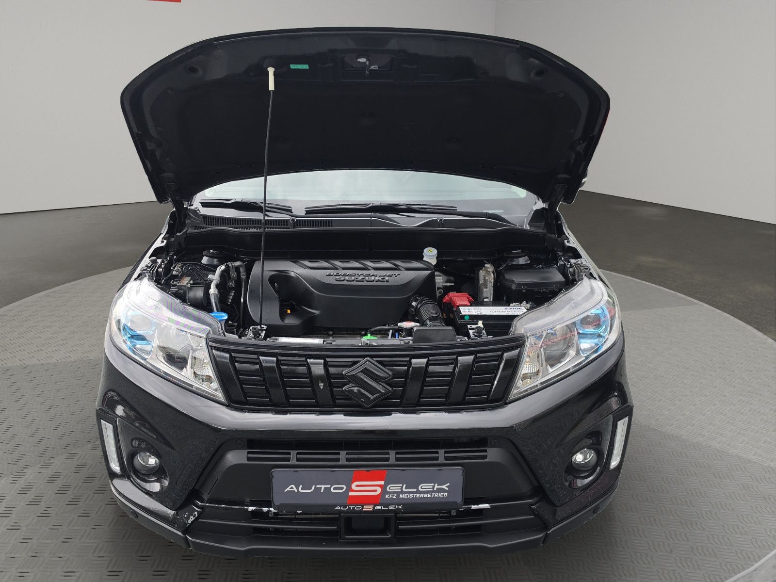 Fahrzeugabbildung Suzuki Vitara 1.4 Comfort+ 4x4 Automatik Panoramadach