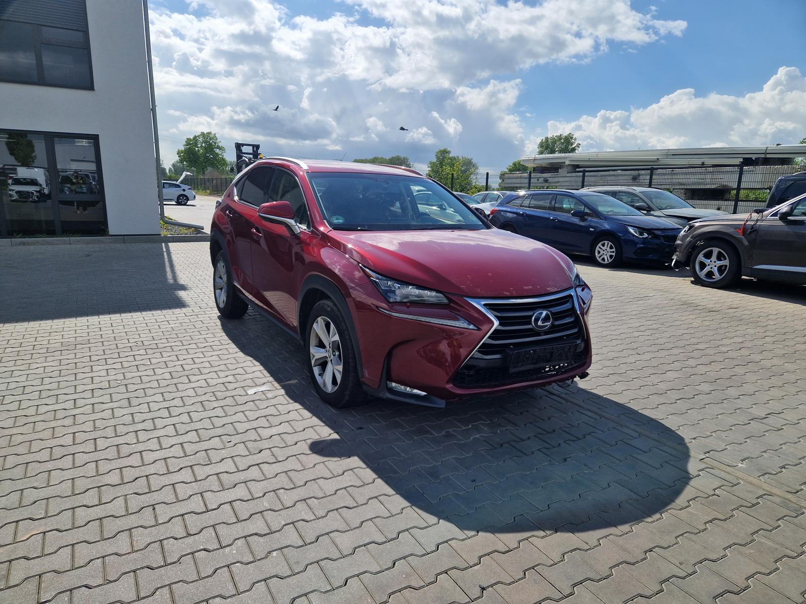 Lexus NX 300 h E-Four