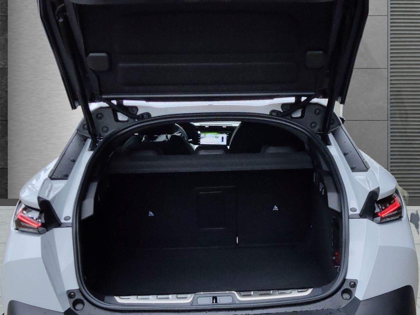 Peugeot 408 - Bild 5