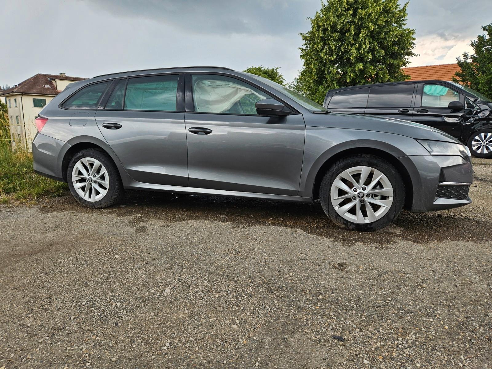 Skoda Octavia Combi 1.5 TSI mHEV 110 kW Selection