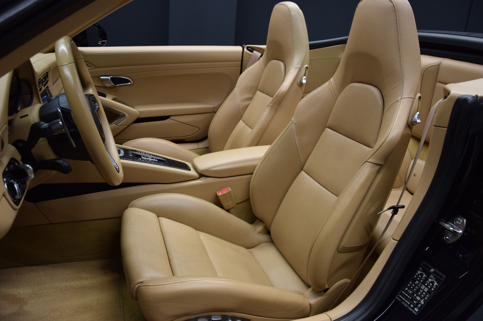 Fahrzeugabbildung Porsche 911/991.2 Carrera 4S Cabrio BOSE S.AGA Sitzlüft.