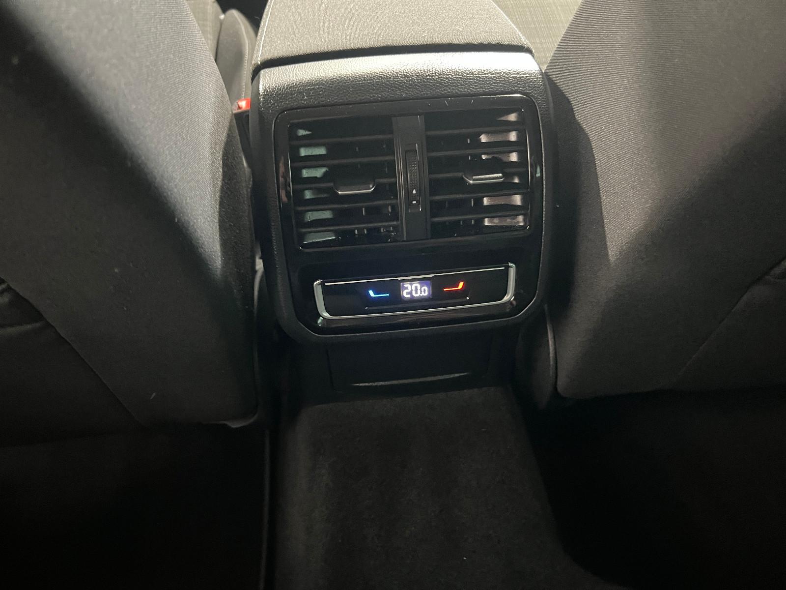 Volkswagen Passat 1.5 TSI Variant Automatik *Navi*LED*AHK*, миниатюра 18