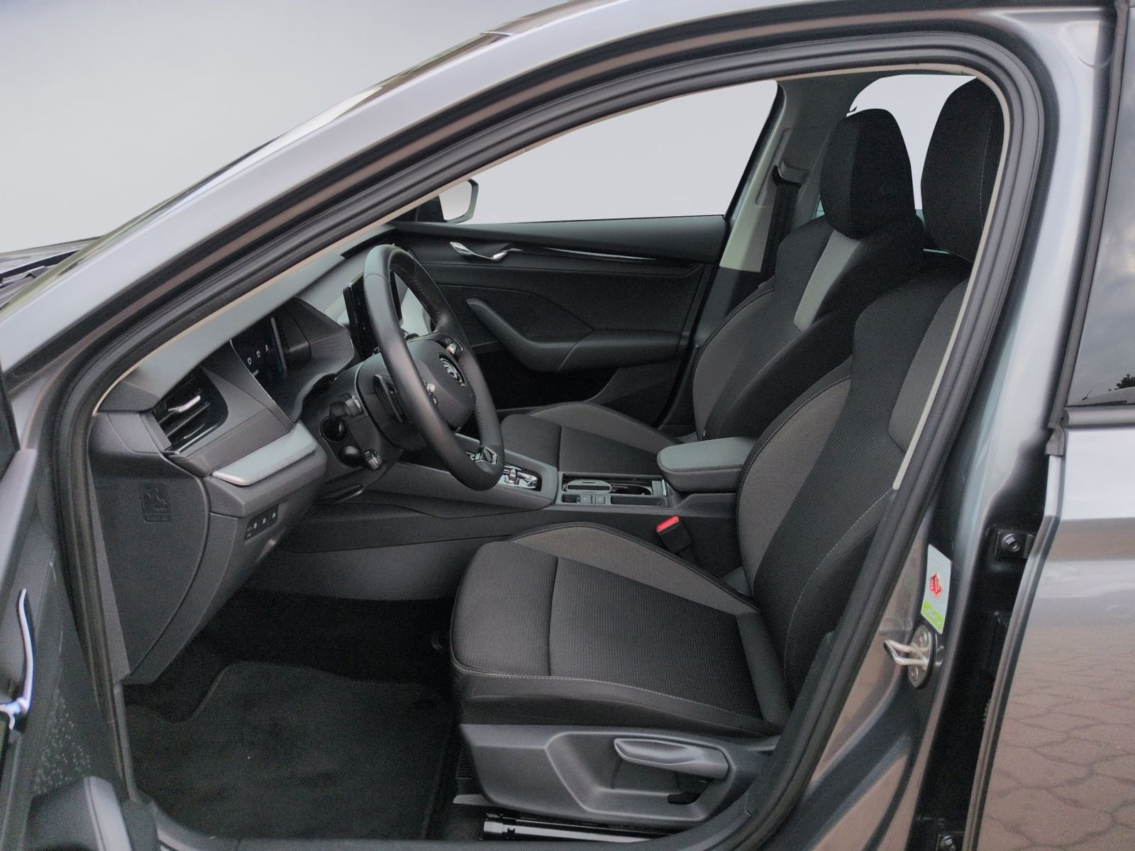 Octavia IV Combi 1.5TSI DSG Tour LED+NAV+AHK+SHZ