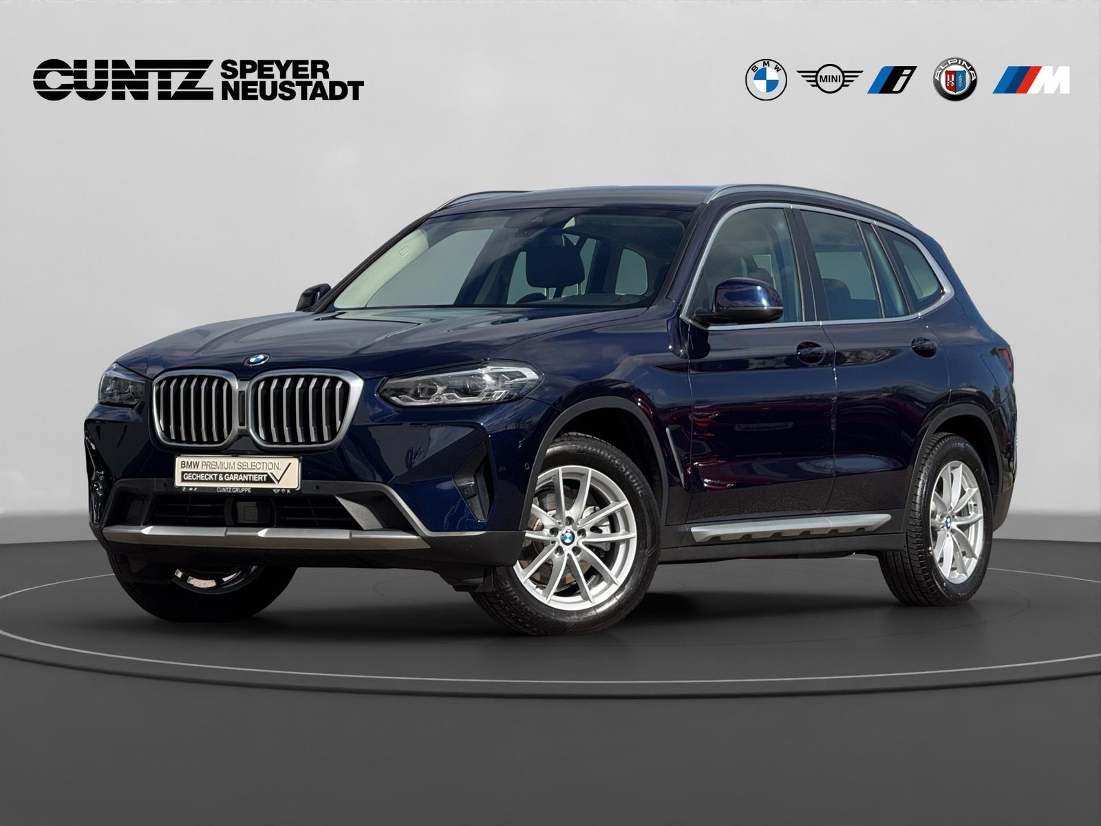 BMW X3 xDrive20d Anhängerkupplung ParkingAssist Sitz