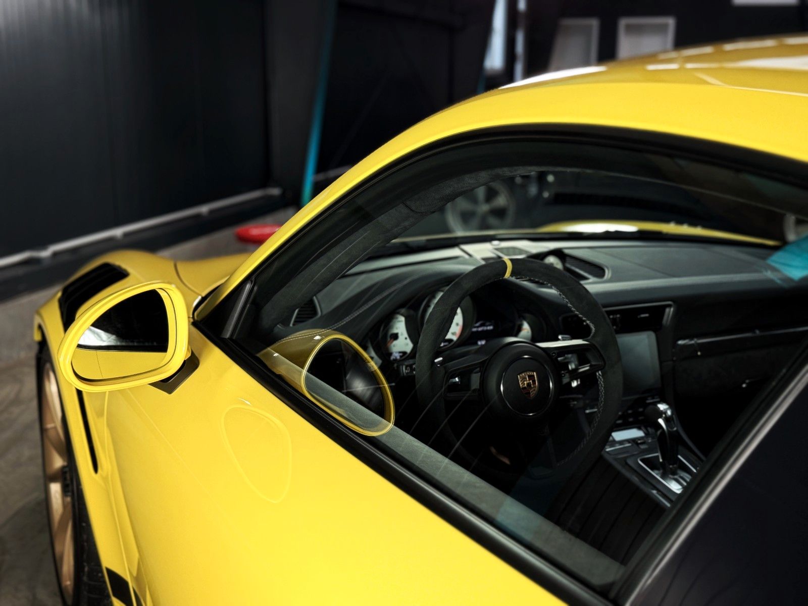 Fahrzeugabbildung Porsche 911 GT3 RS + vor OPF + 266 km + PCCB + Clubsport