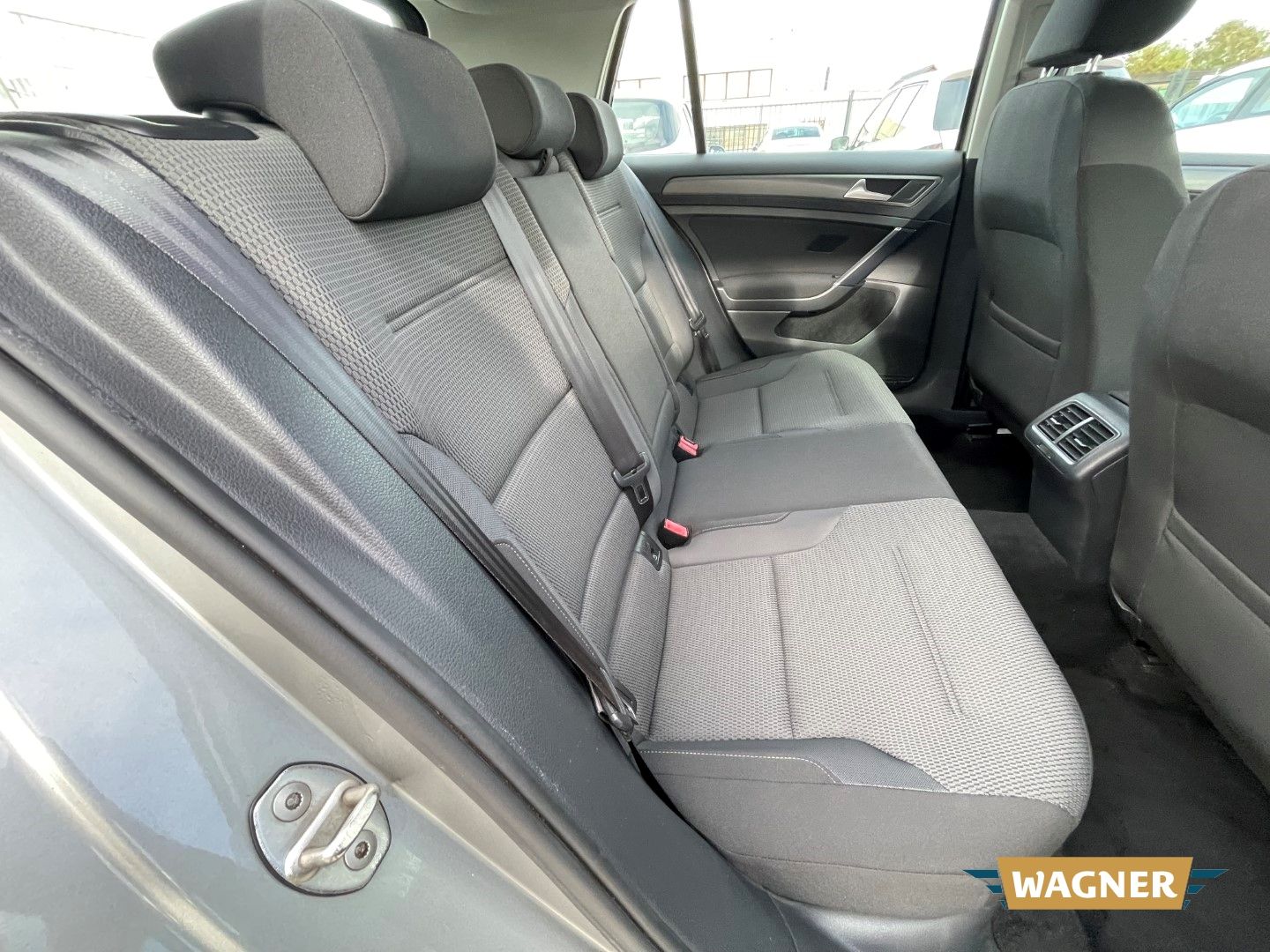 Fahrzeugabbildung Volkswagen Golf VII Comfortline BMT Klimaautomatik