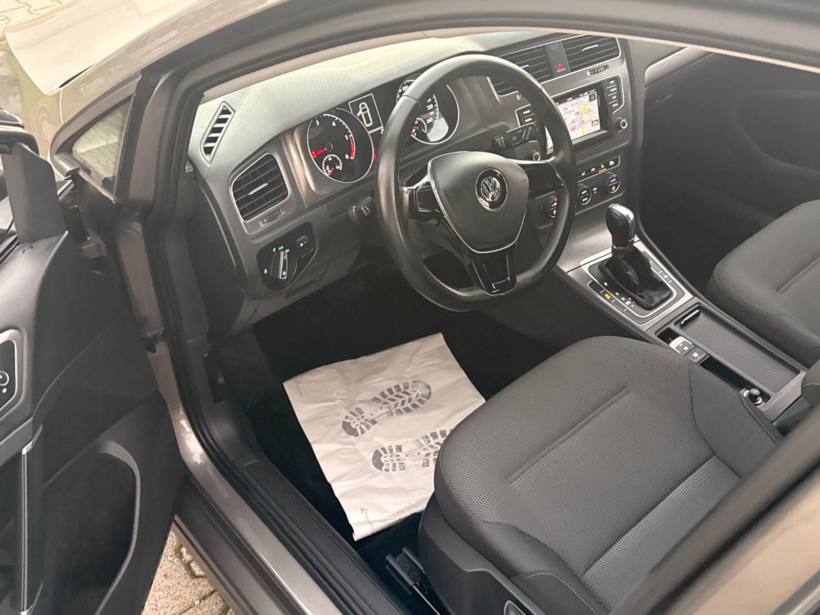 Volkswagen Golf 2013 — photo 45