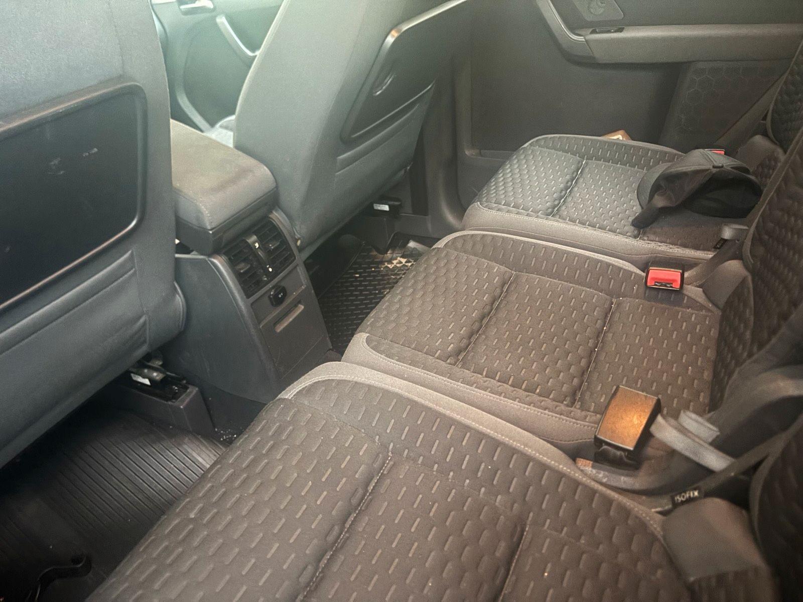 Volkswagen Touran 2010 — photo 7