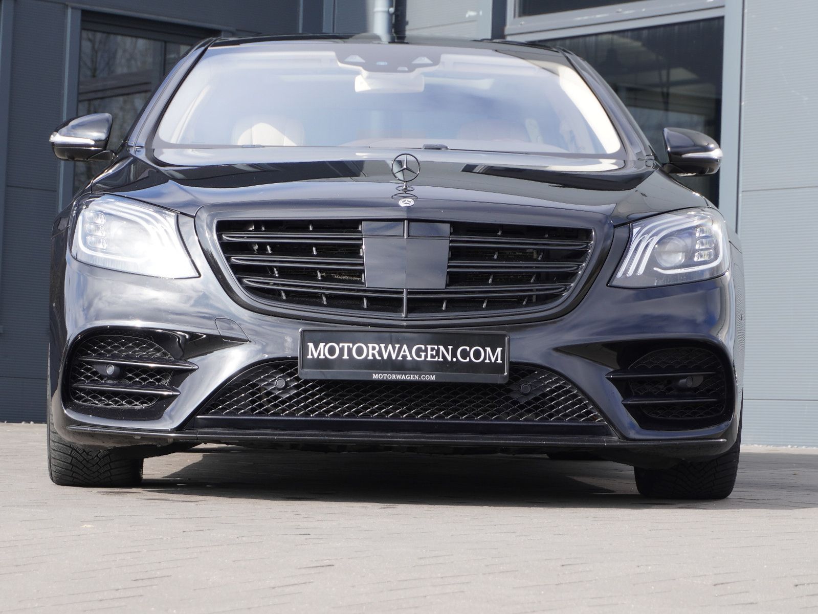 Fahrzeugabbildung Mercedes-Benz S 560 4Matic L AMG