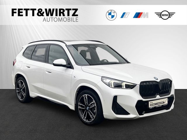 BMW iX1 xDrive30 M Sport|AHK|Panorama|Harman/Kardon