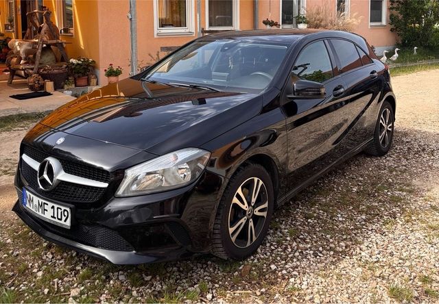 MERCEDES-BENZ A 160