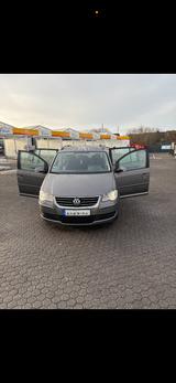 Volkswagen Touran 1.9 TDI DSG DPF - - Volkswagen Touran: 1.9