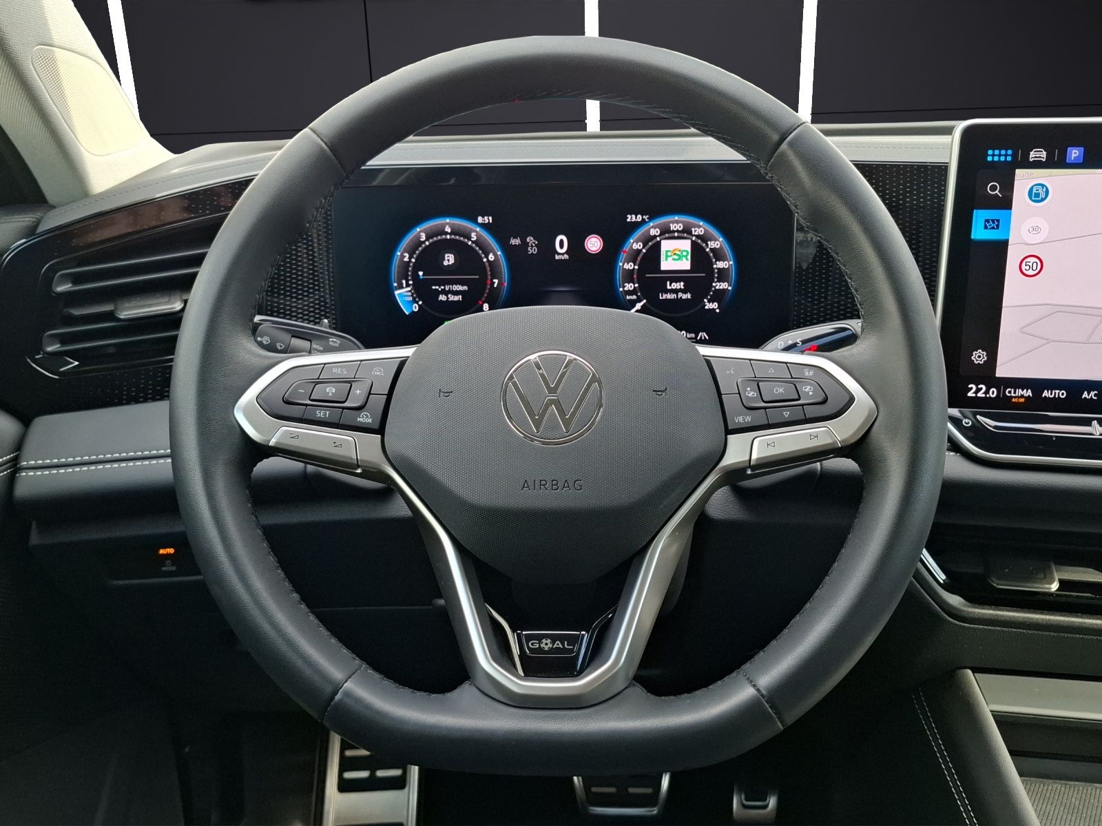 Fahrzeugabbildung Volkswagen Tiguan eTSI Goal LED AHK Navi AID ACC RFK SHZ