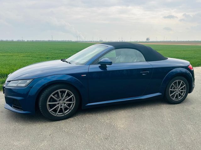 AUDI TT Roadster 2.0 TFSI S tronic quattro 