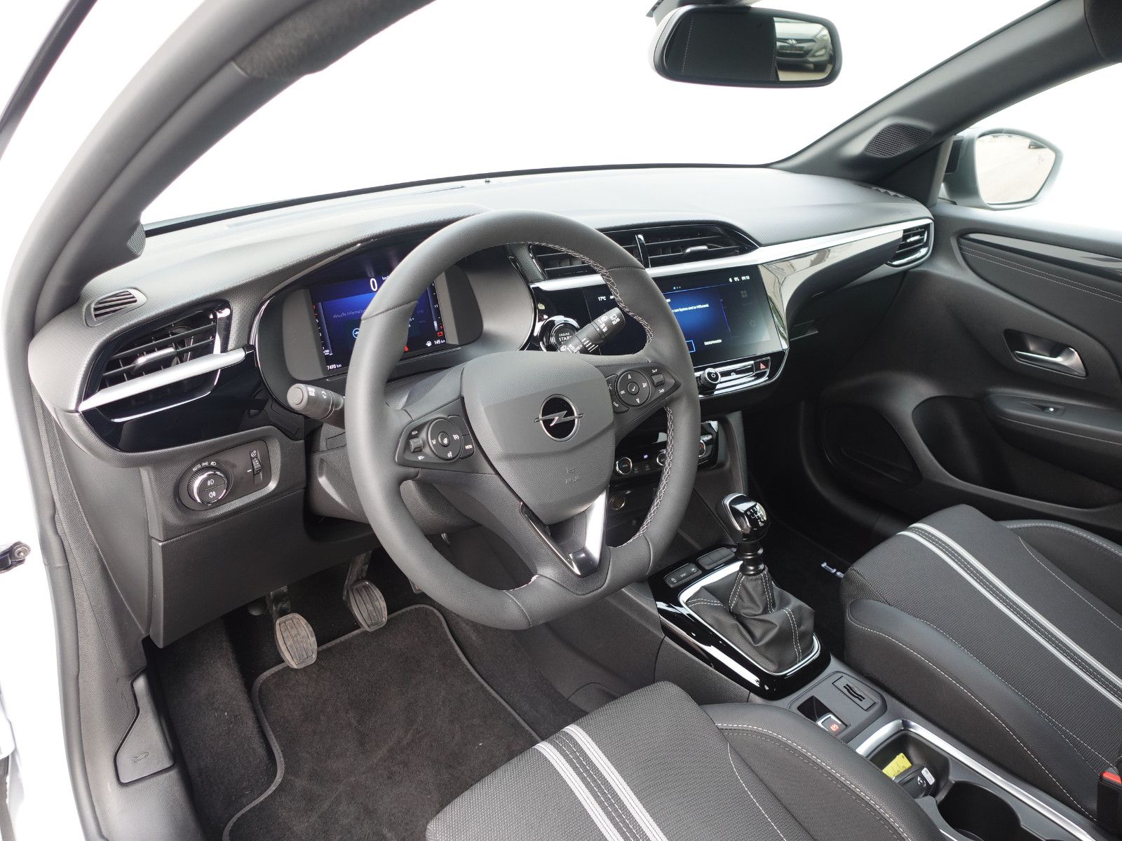 Fahrzeugabbildung Opel Corsa 1.2 Turbo GS Sitzh.,Navi,Kamera,Allwetter