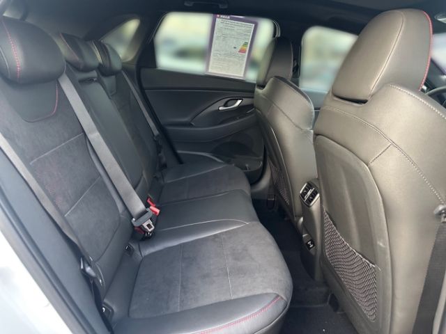 Fahrzeugabbildung Hyundai i30 N Line Mild-Hybrid 1.5 T-GDI Sitz-Paket+Pano