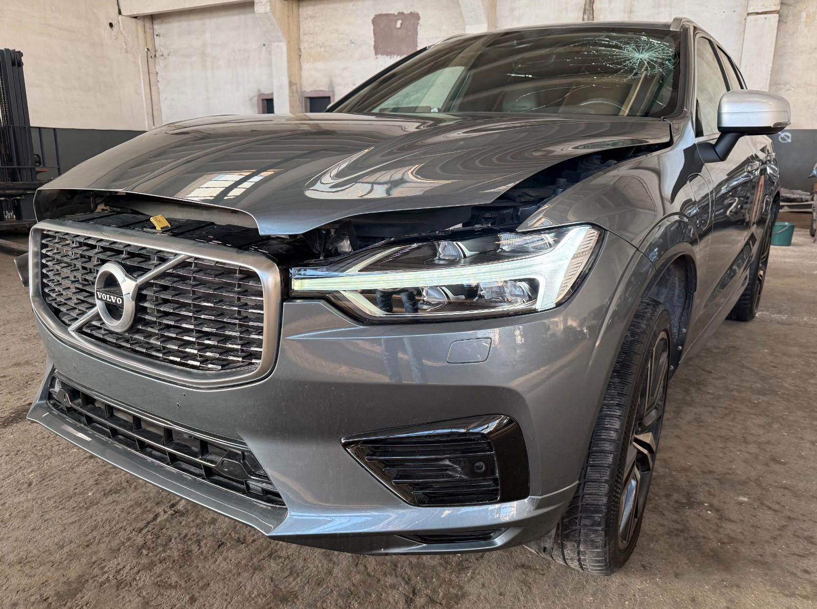 Volvo XC60 T8 AWD Recharge R Design Geartronic