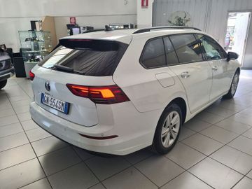 Volkswagen Golf - 6