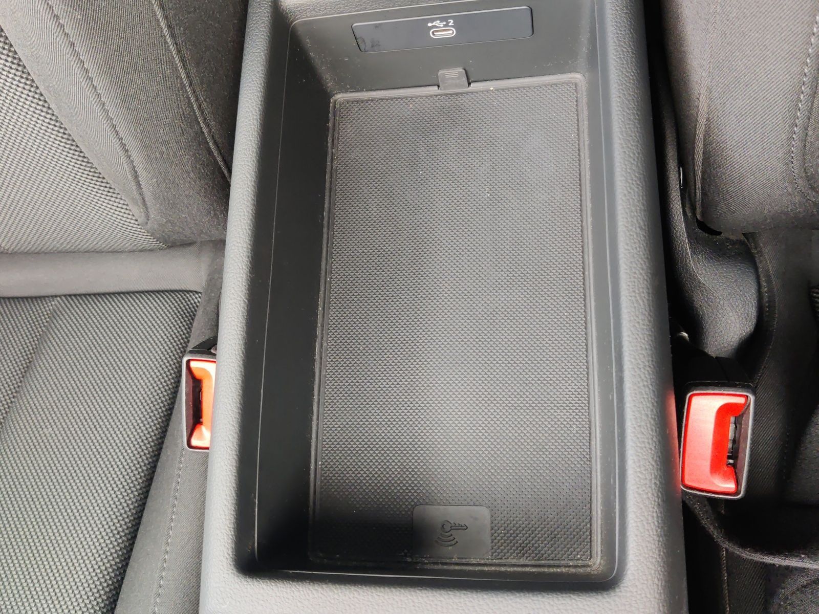 Audi A4 - Bild 23