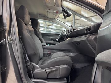 Peugeot 5008 - 6