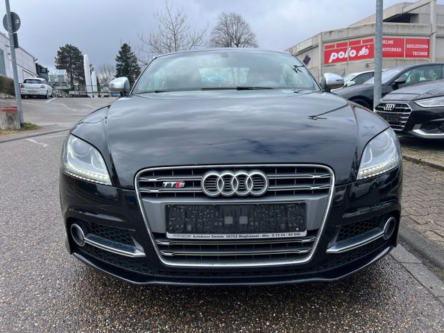 Audi TT Coupe 2.0   TTS Coupe quattroXENON*PDC*1-HAND