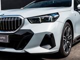 BMW 520 d M Sport G60 VOLL+Pano+AHK+Nightvision - BMW 5er-Reihe G60