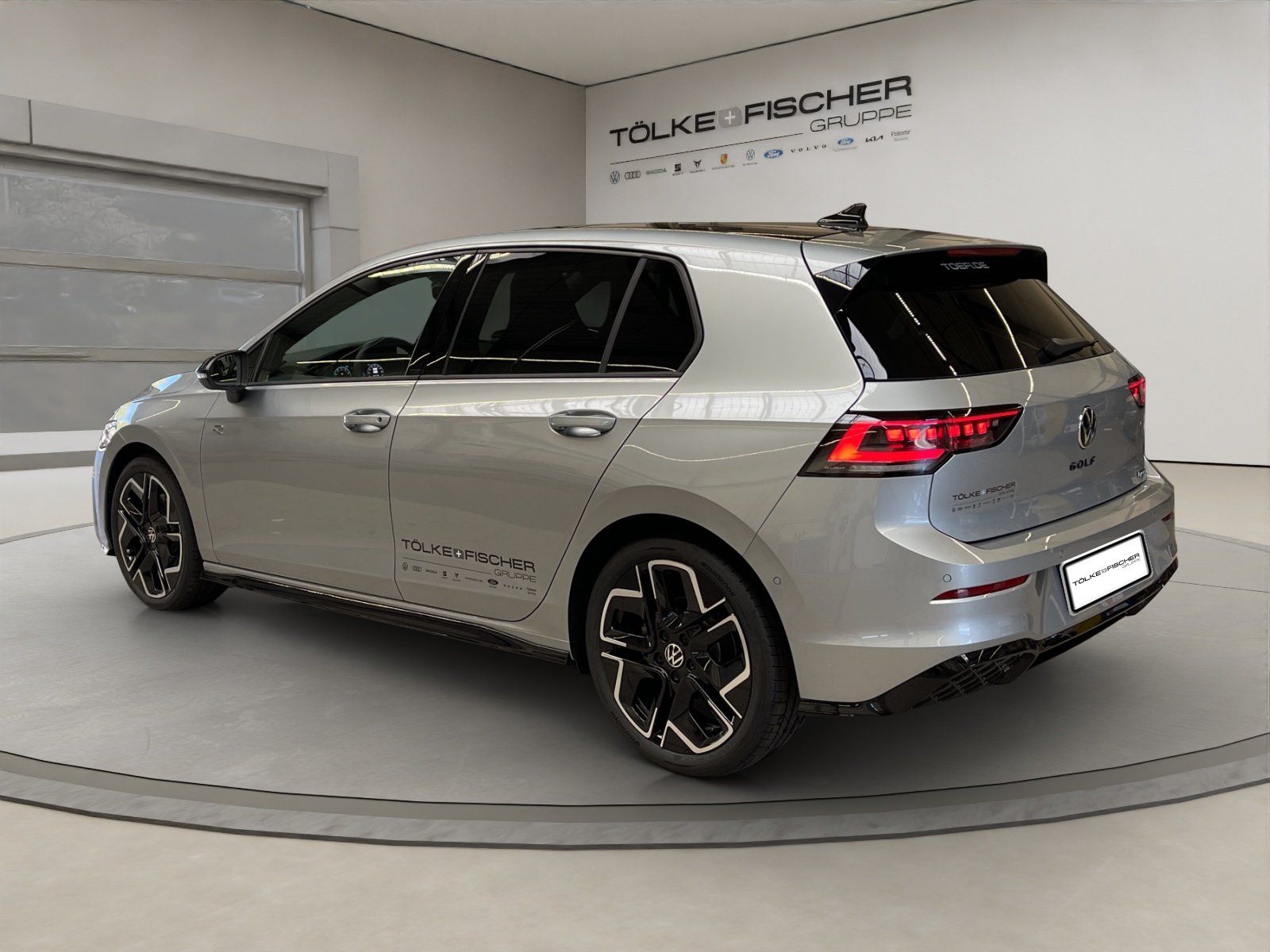 Volkswagen Golf VIII 2.0 TSI 4Motion W R-Line R-Line ACC LM foto 5