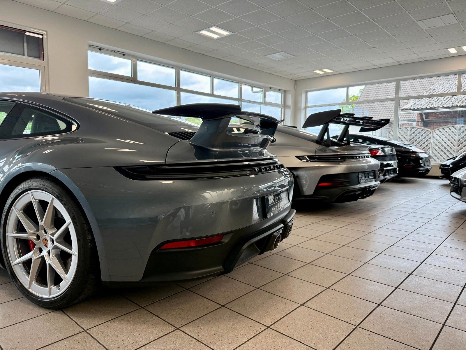 Fahrzeugabbildung Porsche 911 992.2 Carrera GTS AERO-Kit / LIFT / 18-Wege