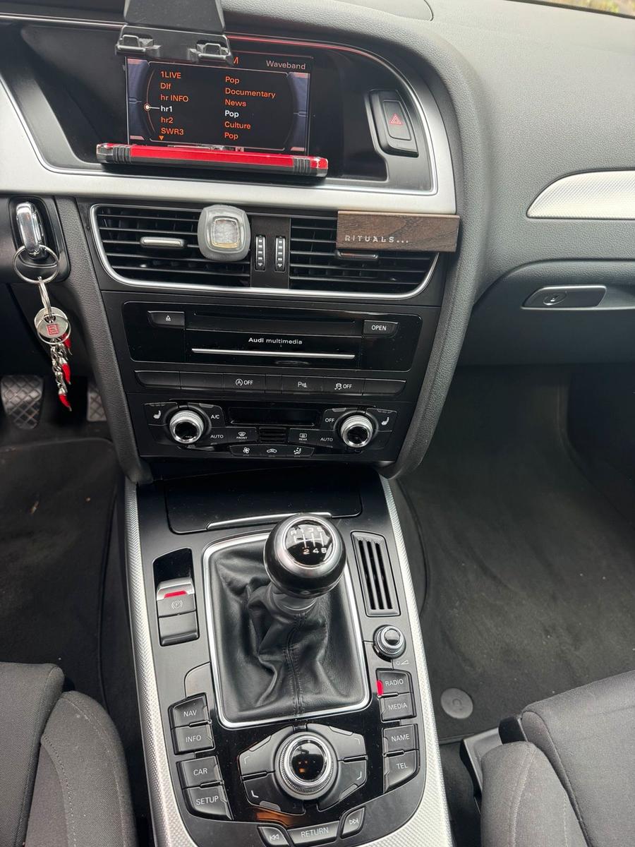 Audi A4 2015 — photo 6